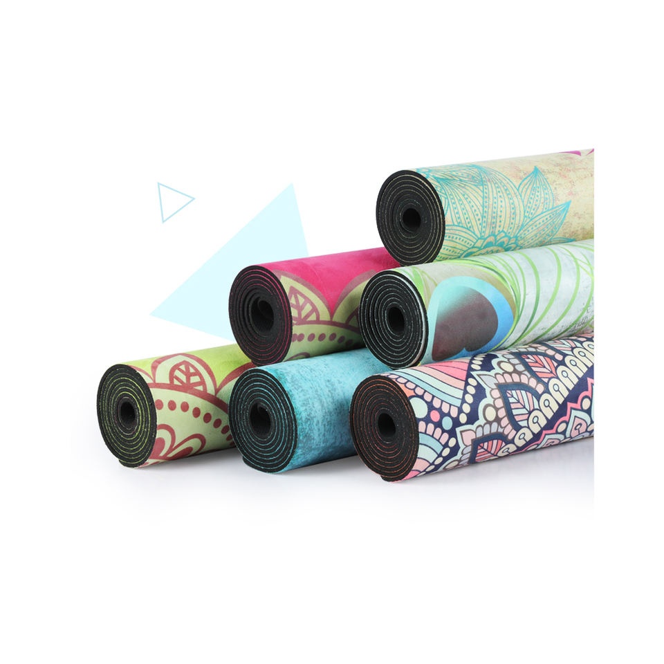 Printed natural rubber yoga mat with suede fabric face